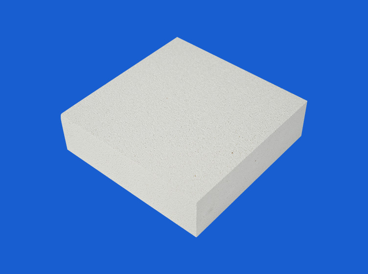 Alumina boblestein