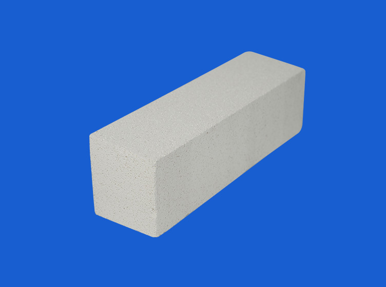 Alumina boblestein